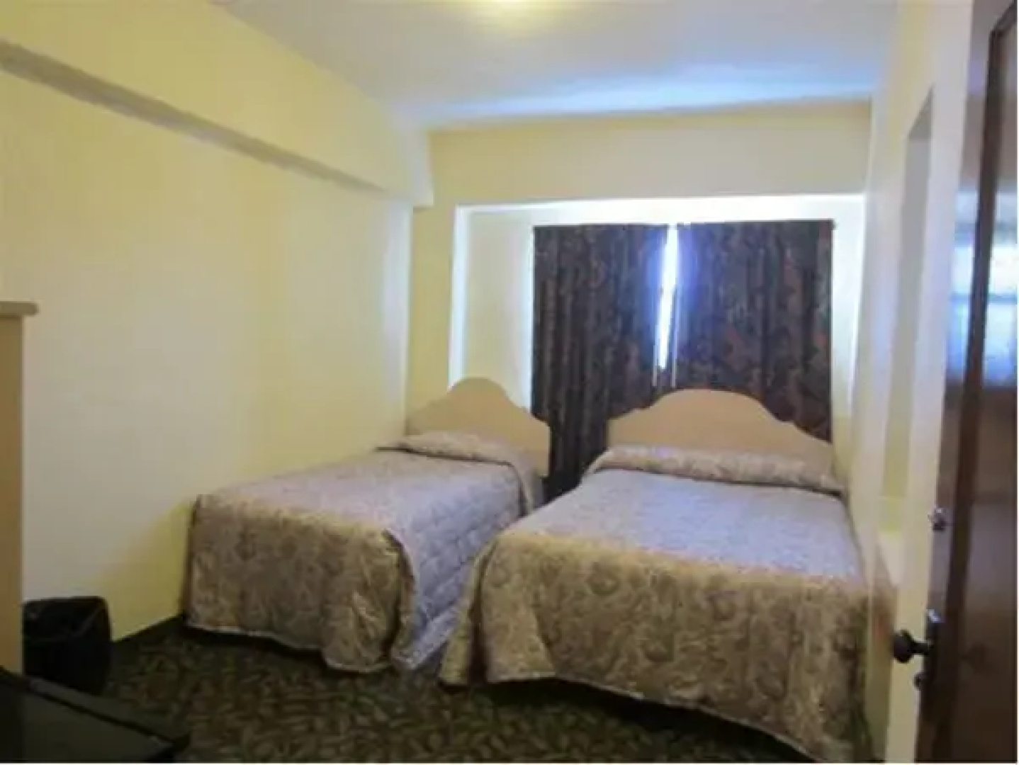 Travelers Hotel