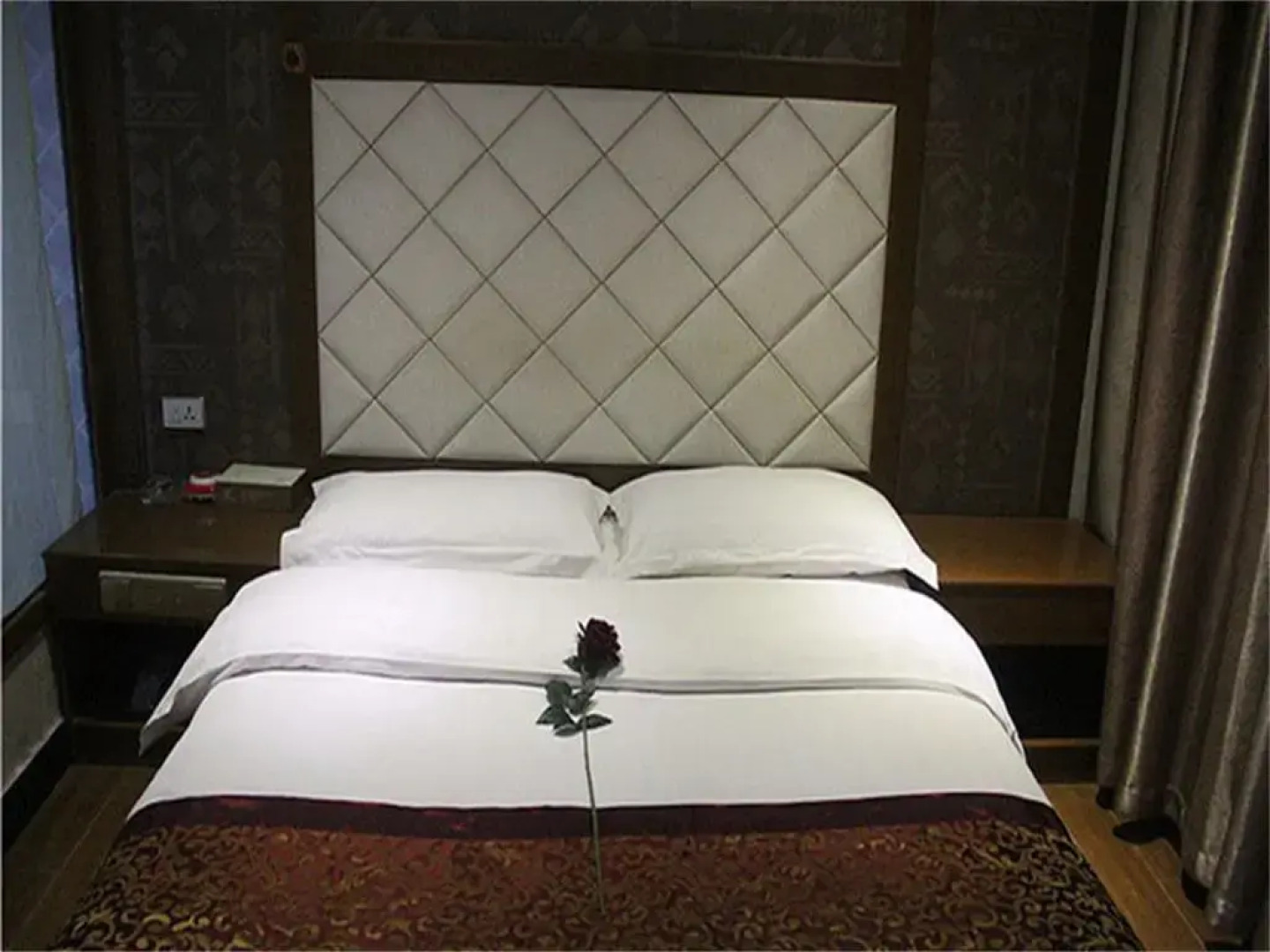 Yujing Business Hotel