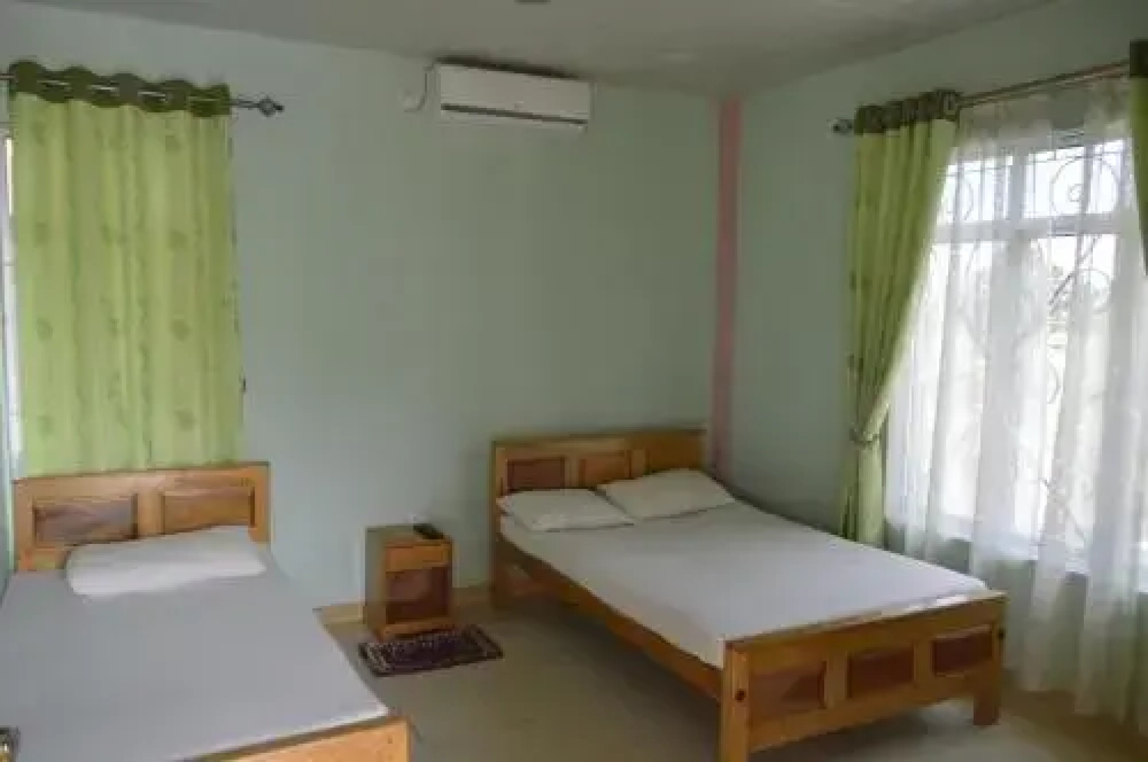 Gnanam Holiday Inn