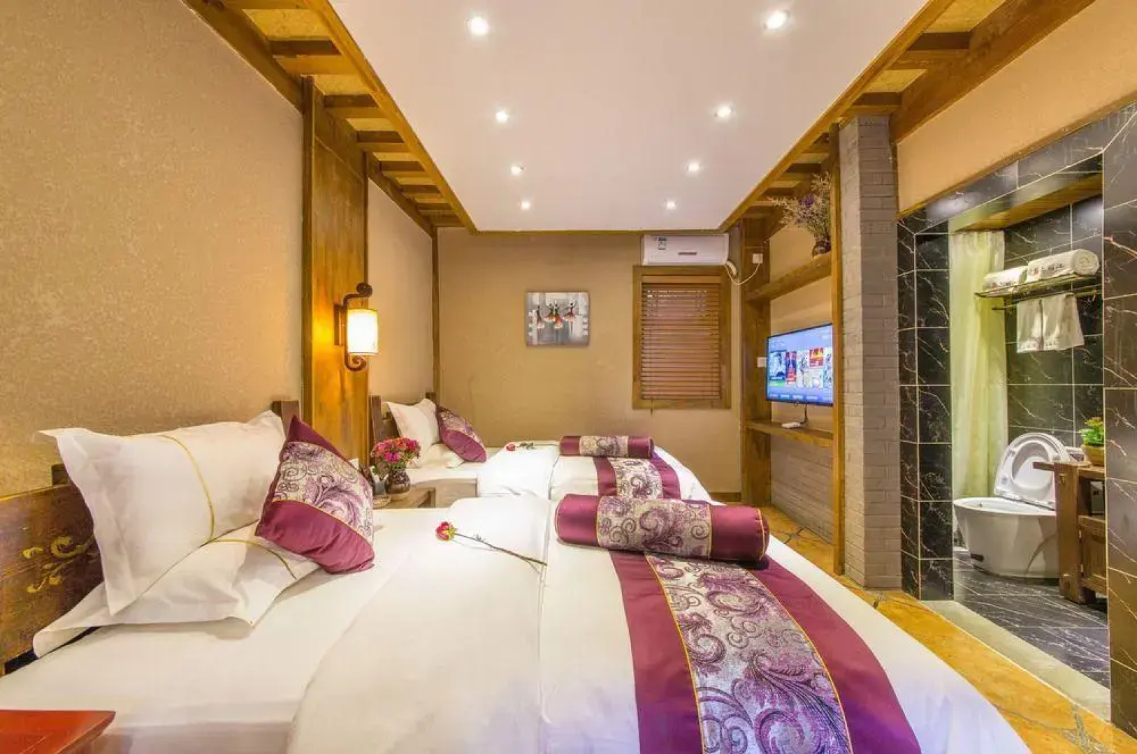 Love On Lijiang Boutique Inn