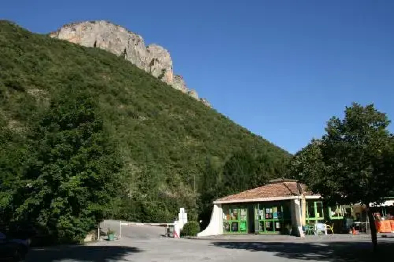 Camping Les Eaux Chaudes