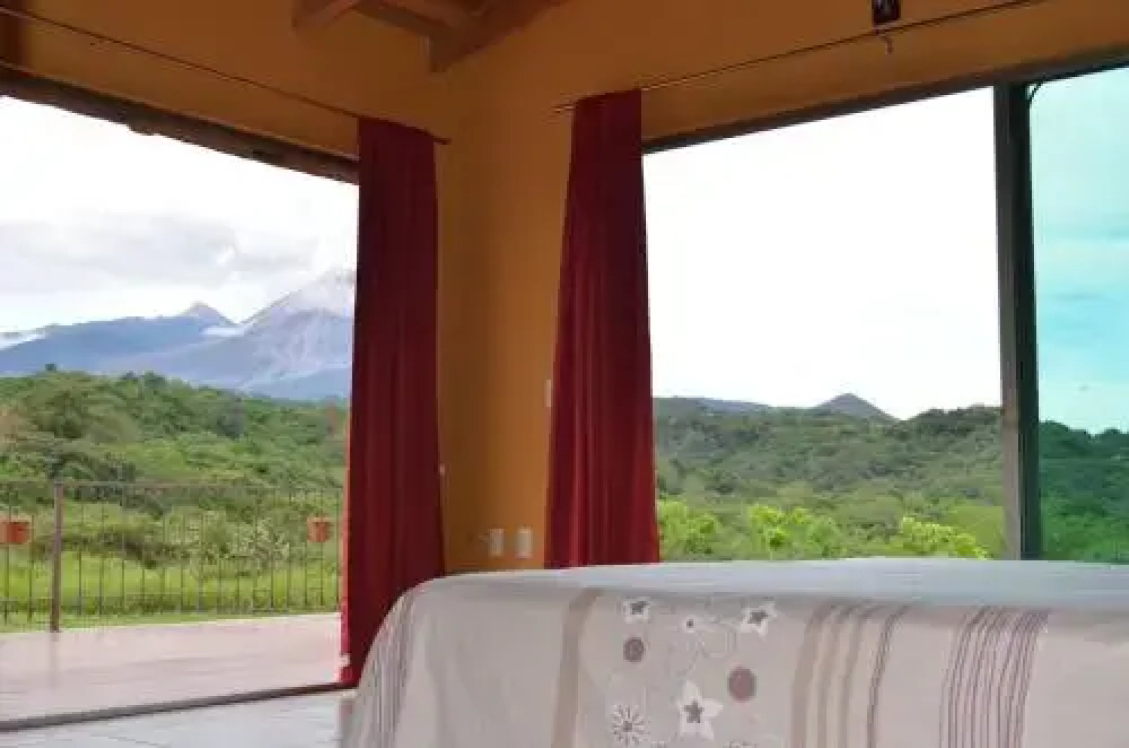 Fresnal Comala Cabañas