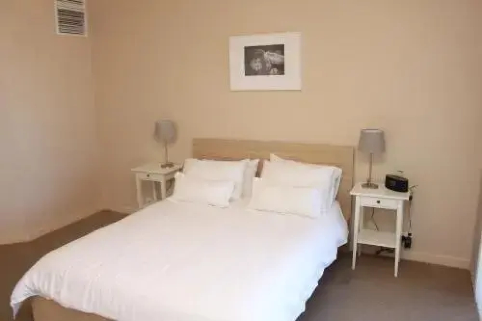 The Lighthouse - Beachfront Accommodation