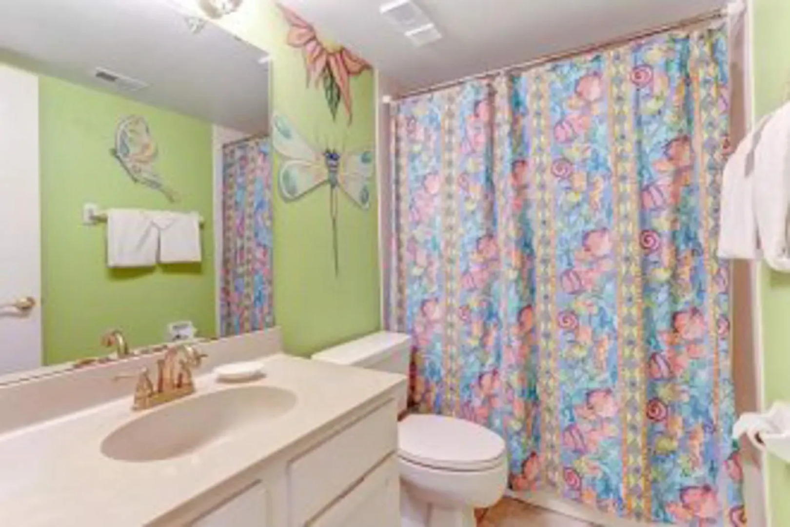 Affordable Condo with Amazing Ocean View by RedAwning