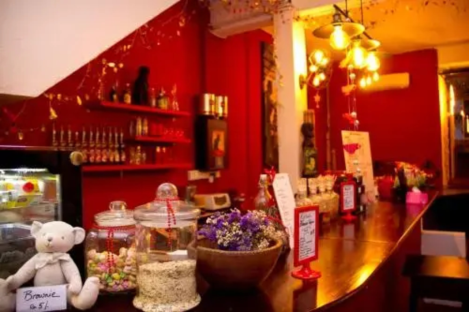 Le Nomade Hostel & Cafe