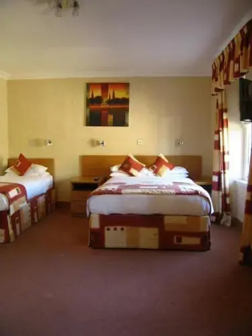 Station Hotel And Restaurant