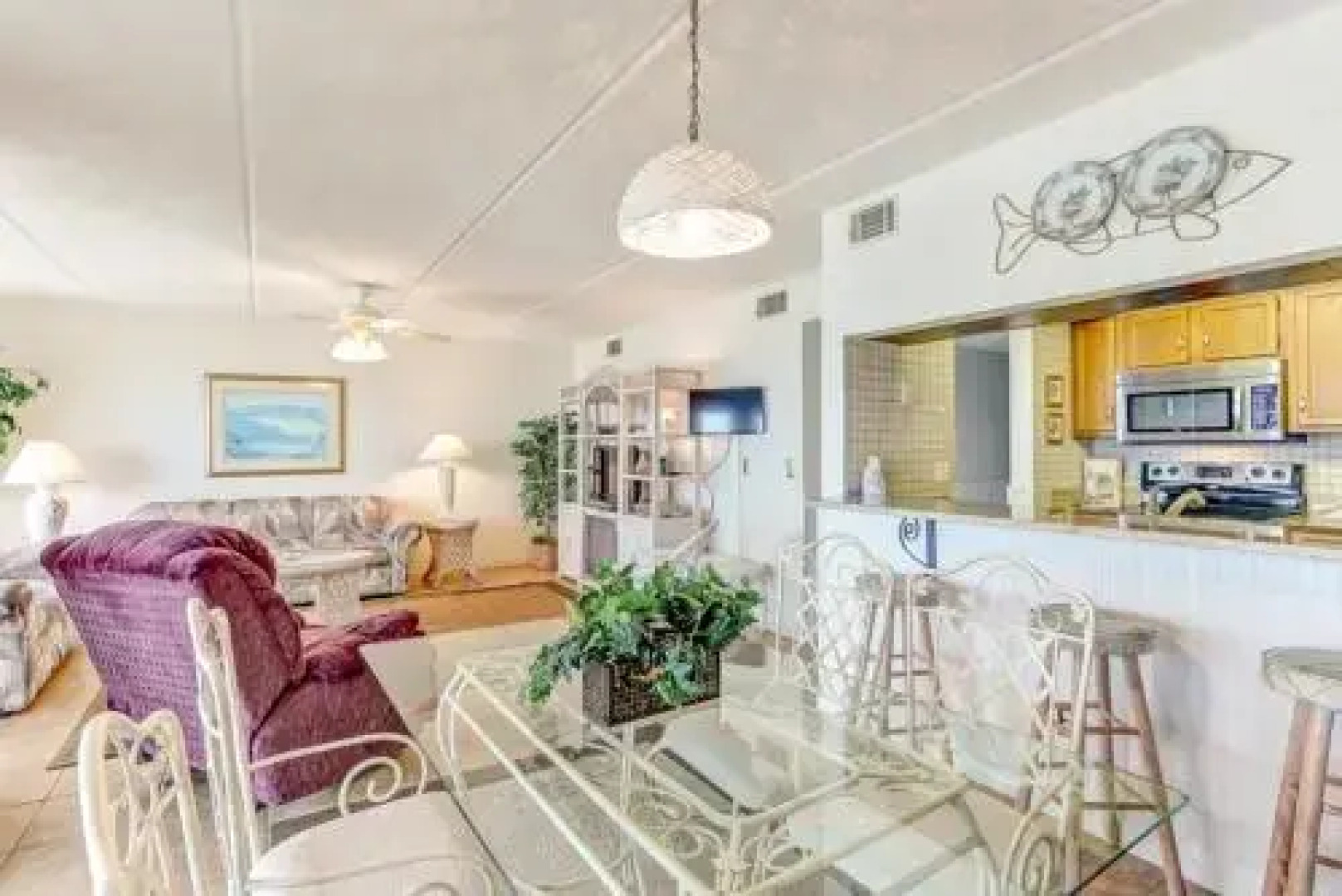 Rustic Theme Condo with Scenic Ocean View by RedAwning