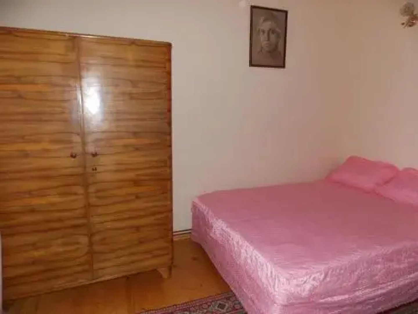 Sadyba Skolivska Skelya