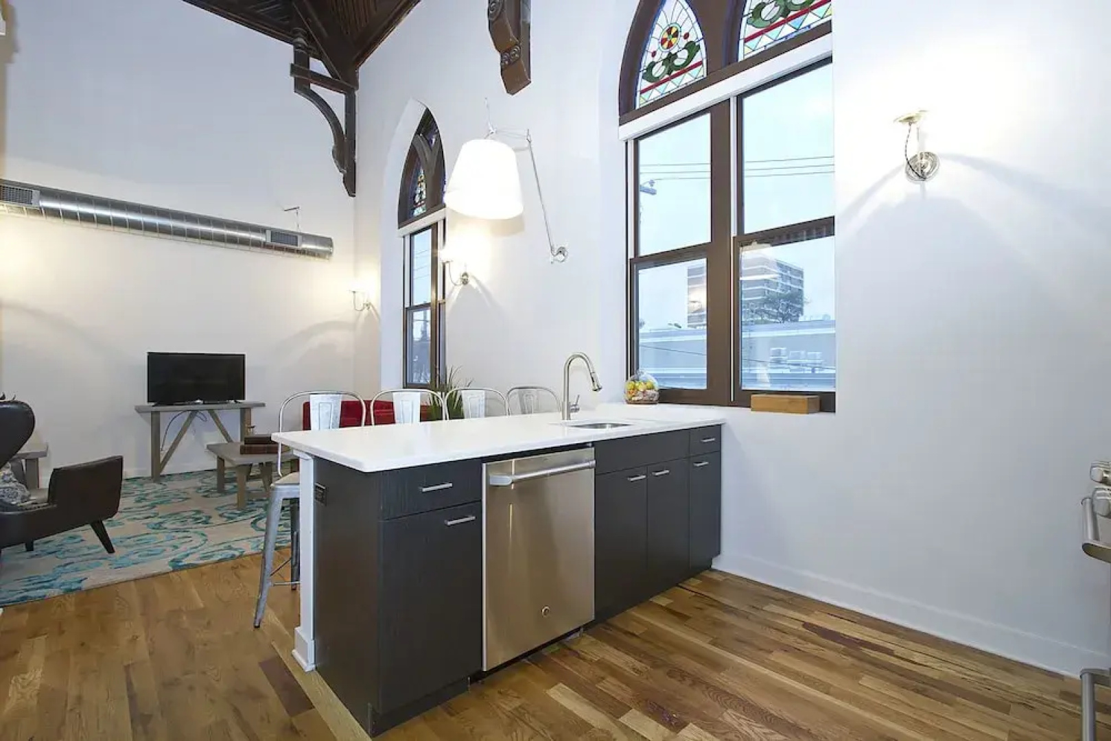 Charming 2BR in Wicker Park by Sonder