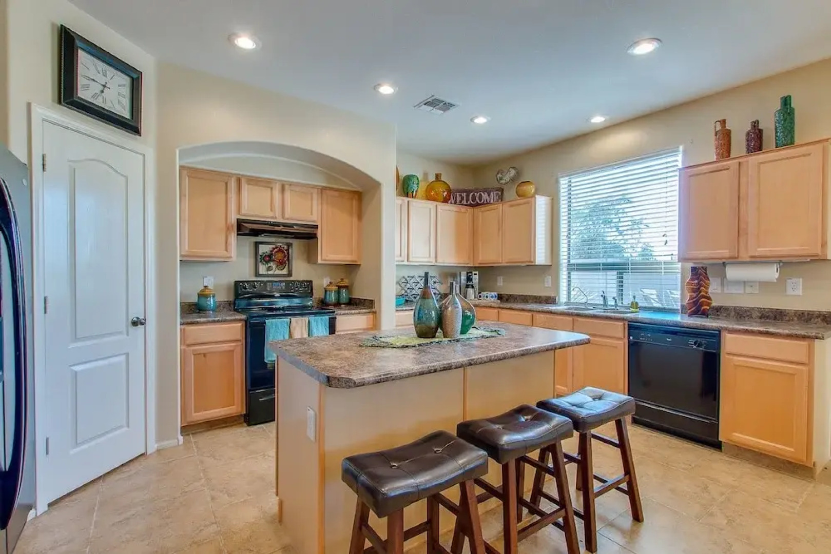 Taylor Trail - 4 Br home by RedAwning