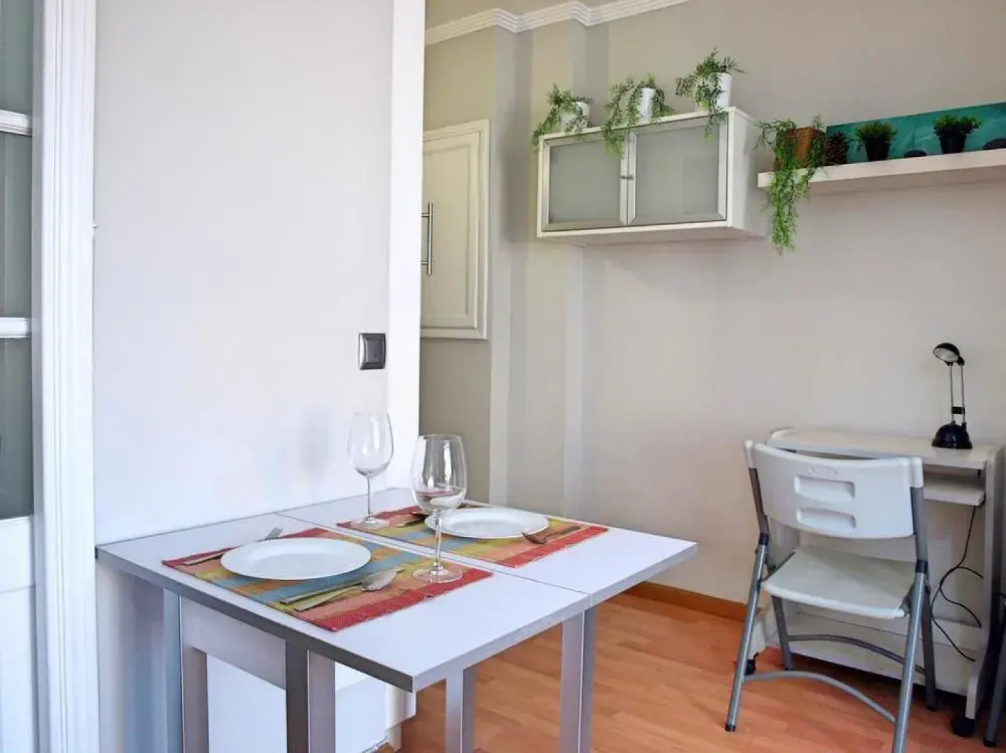 Flatguest Pool and beach