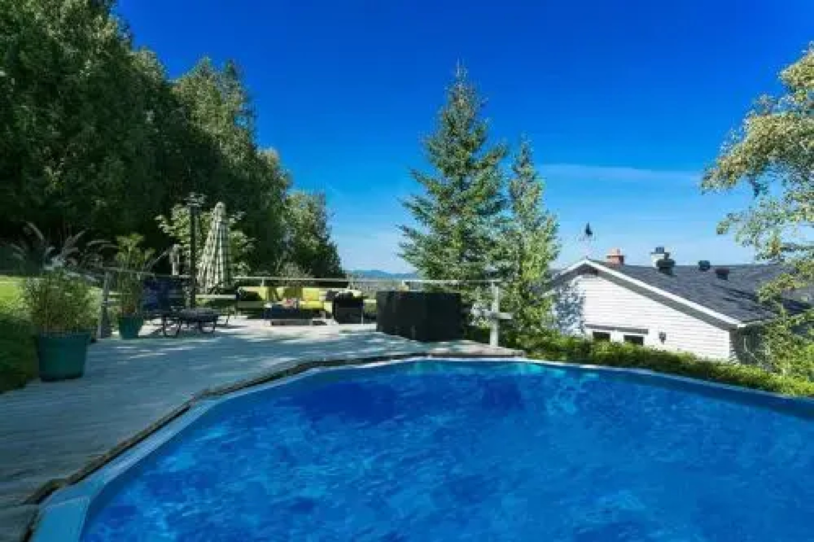 241 - La Côte Fleurie - Les Immeubles Charlevoix