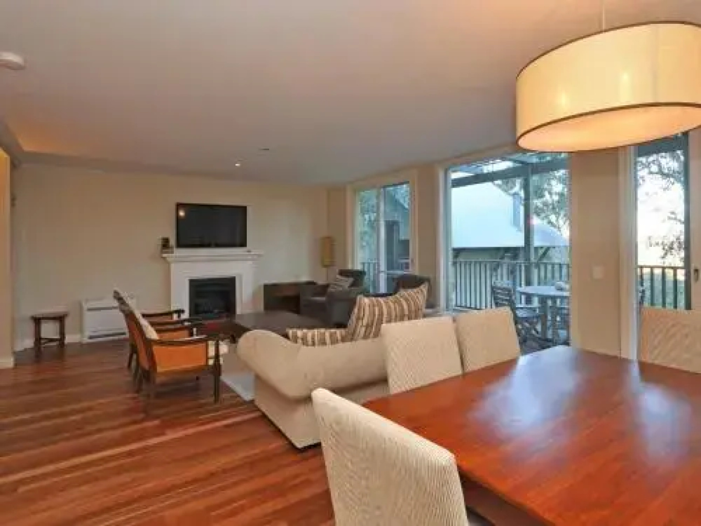 Villa 3br Vista Resort Condo located within Cypress Lakes Resort (nothing is more central)