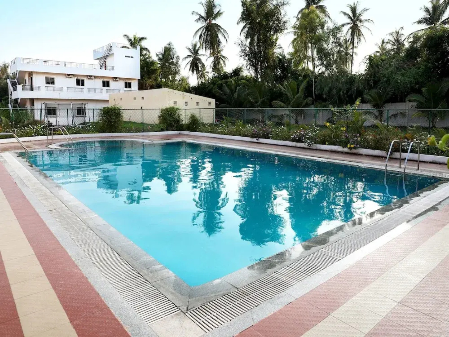 Stay Simple Brindavan Hotel