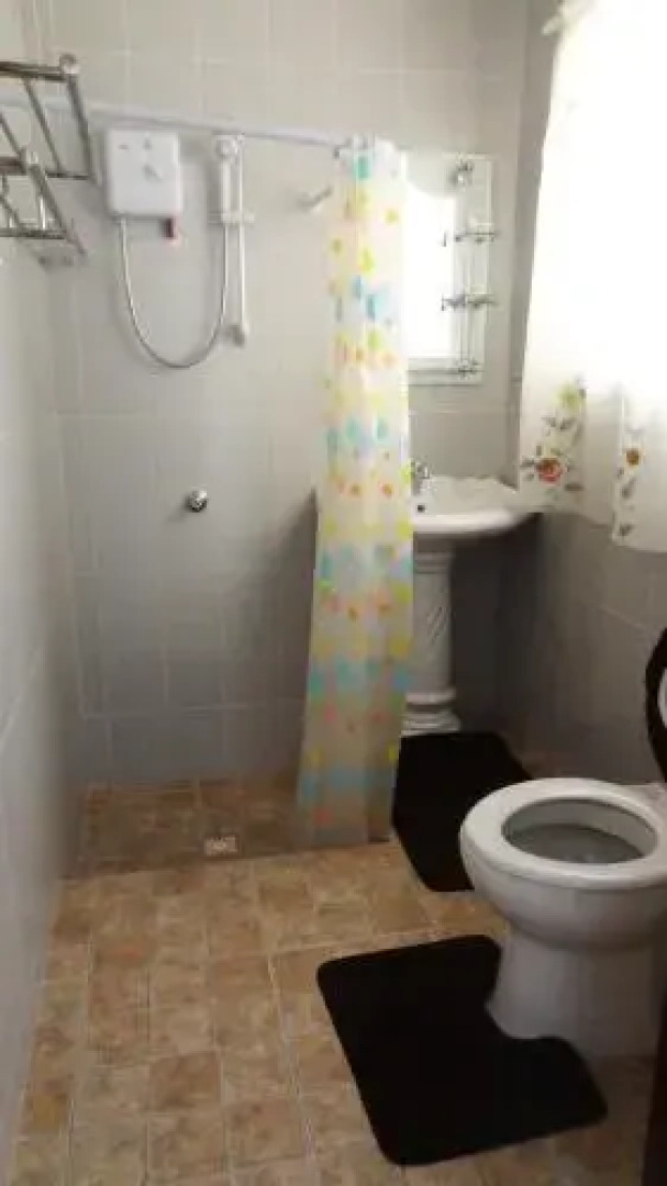 Skyblue Guesthouse - Self Catering