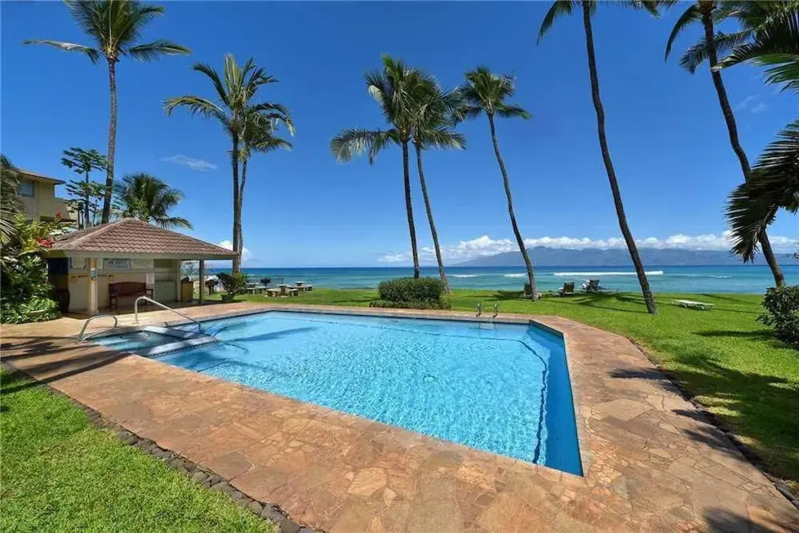 Hale Mahina #b102 1 Bedroom Condo by RedAwning