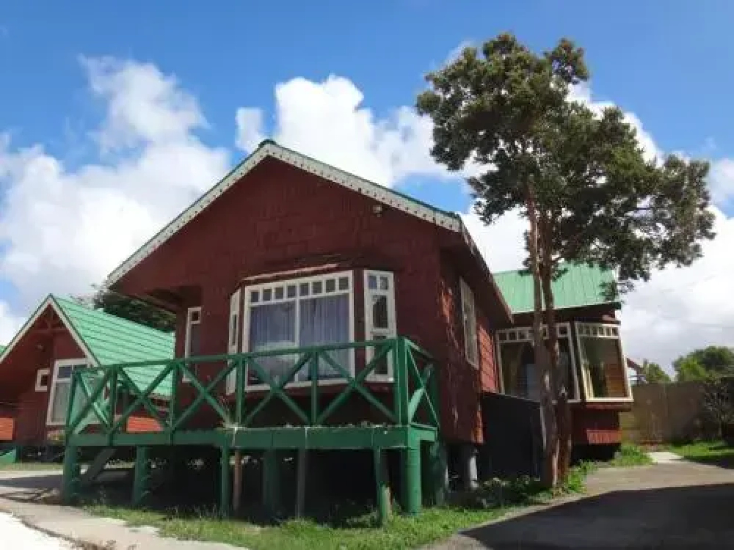 Queltehue Lodge & Cabanas