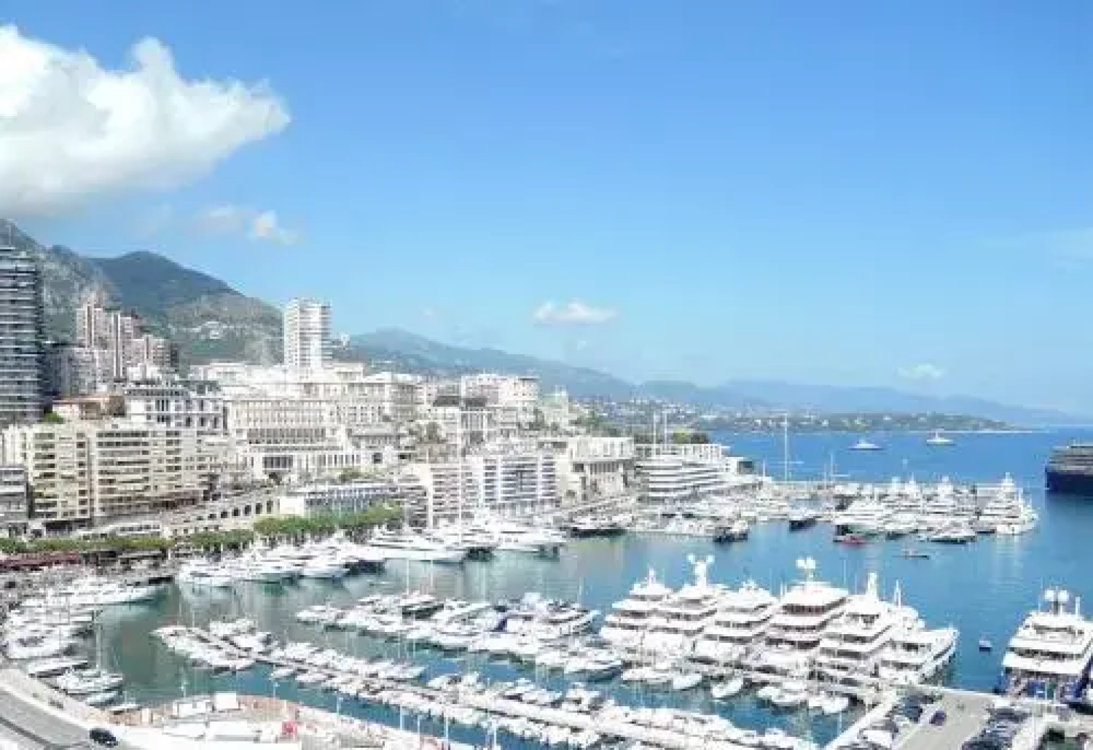 Overlooking Monte Carlo - Trophée dAuguste