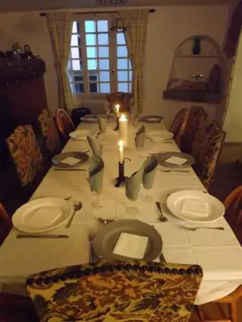 Le Petit Chateau
