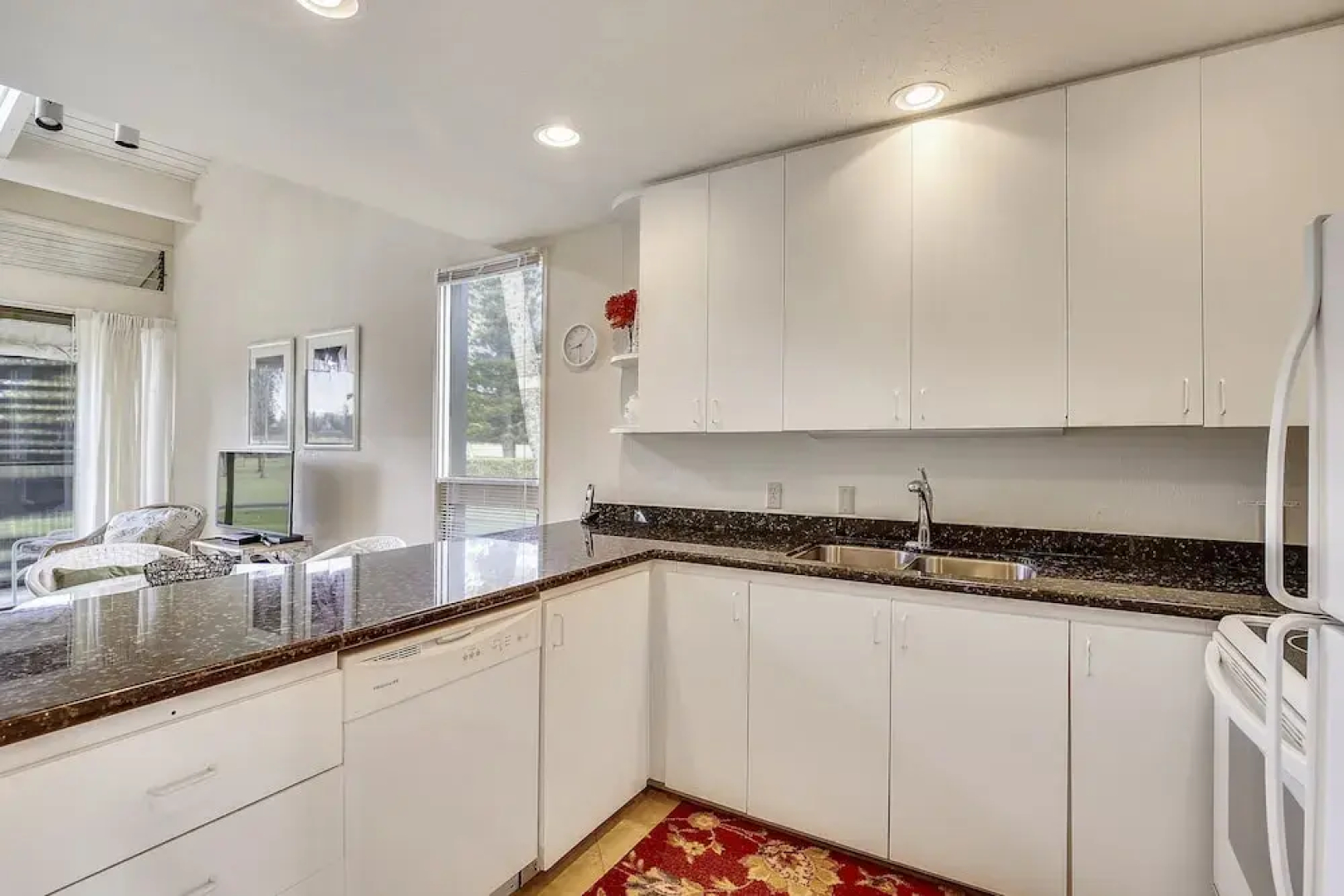 Bird of Paradise - 2 Br Condo