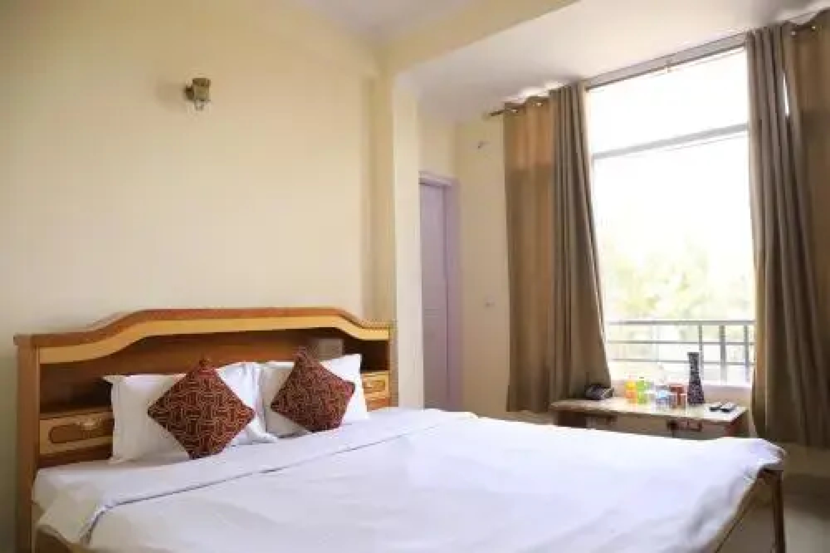 Hotel Whitemushroom Kasauli