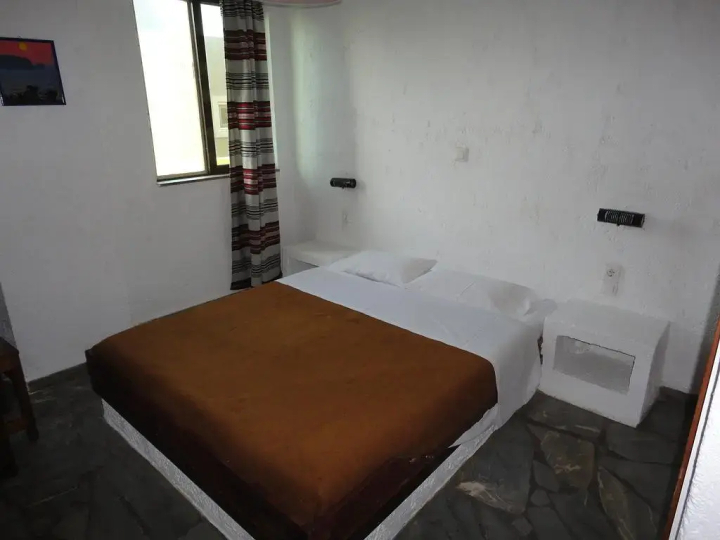 Chrisanthi Apartments