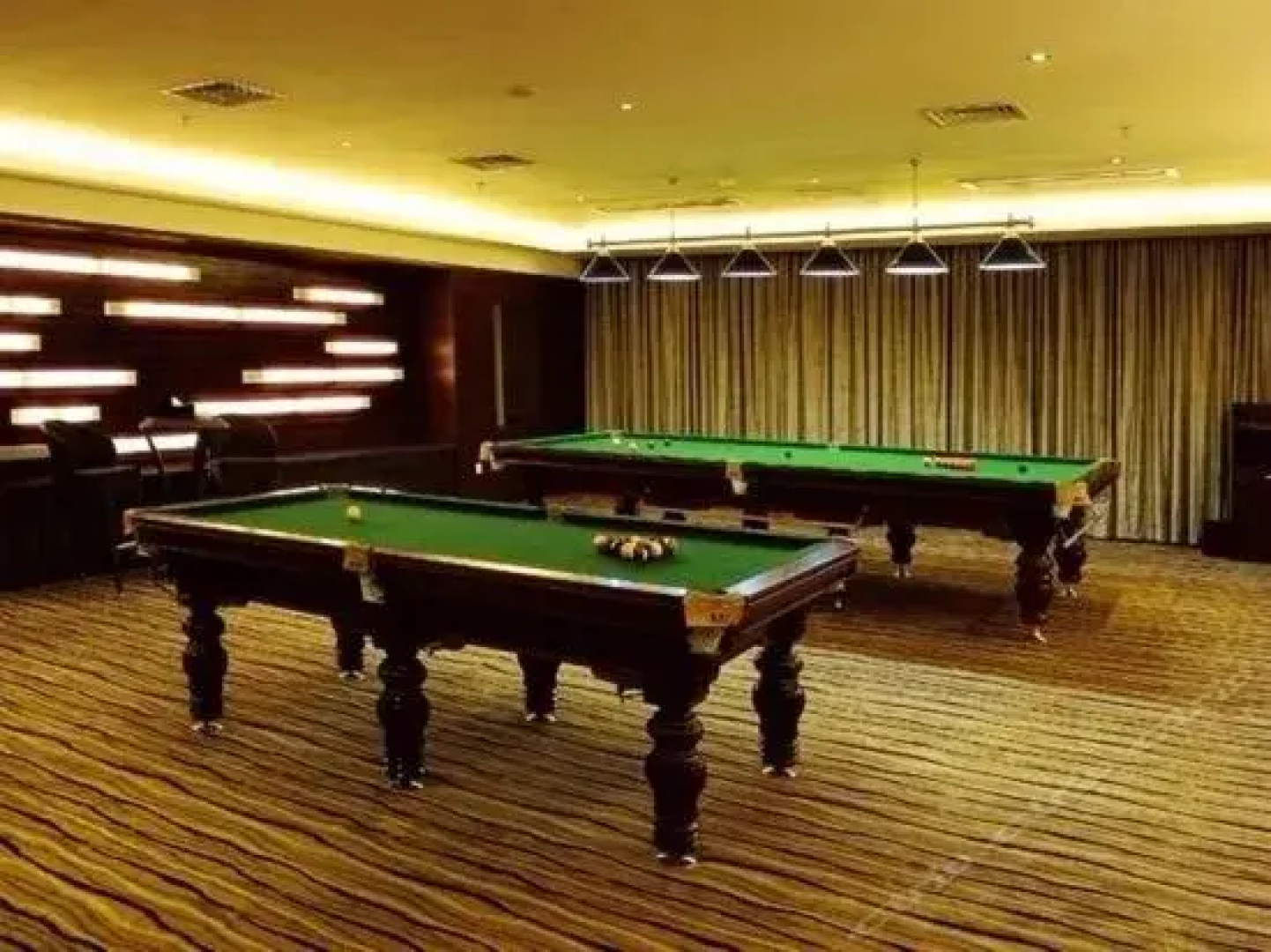 Carnival Recreation Hotel