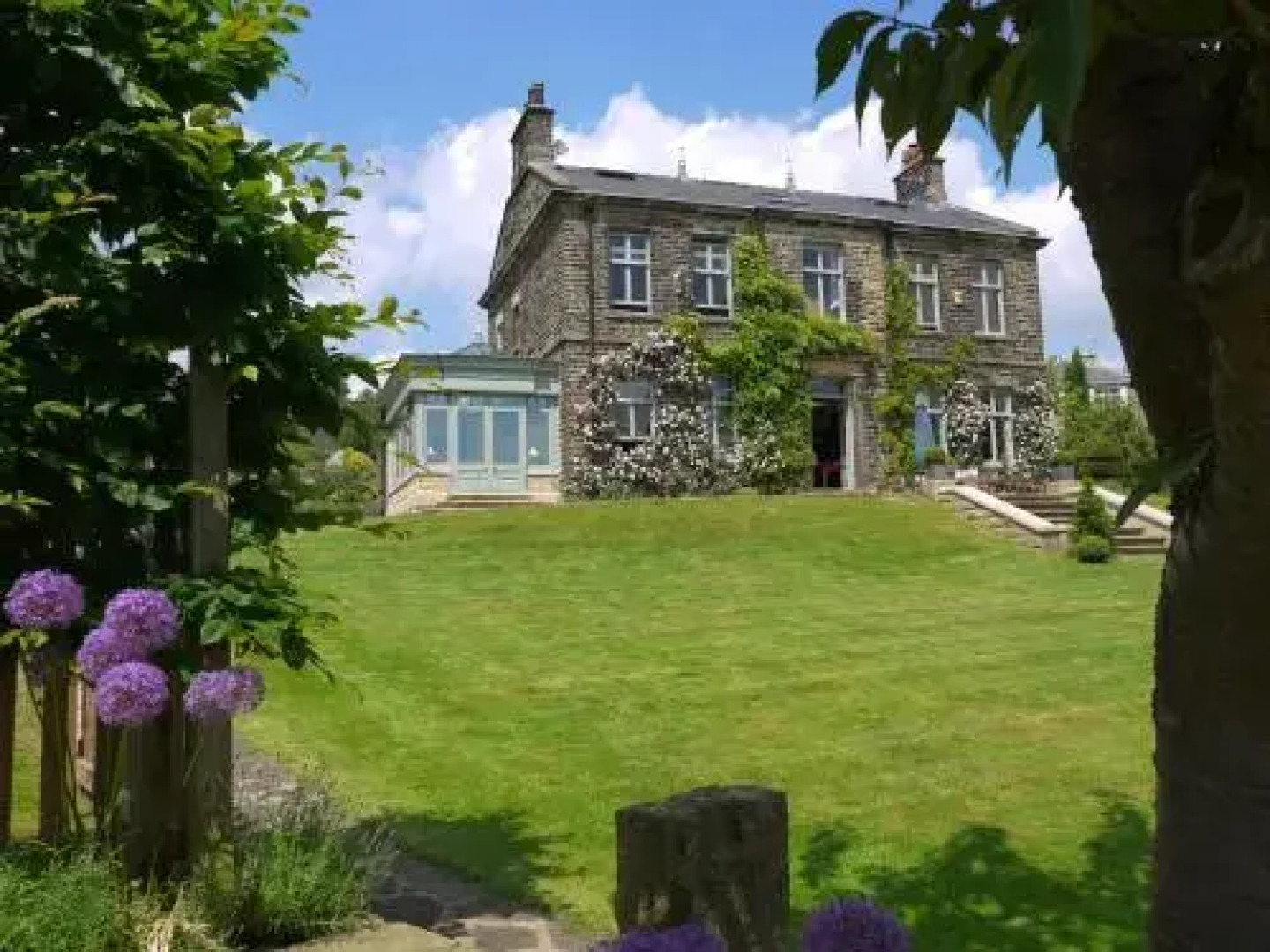 Sladen House