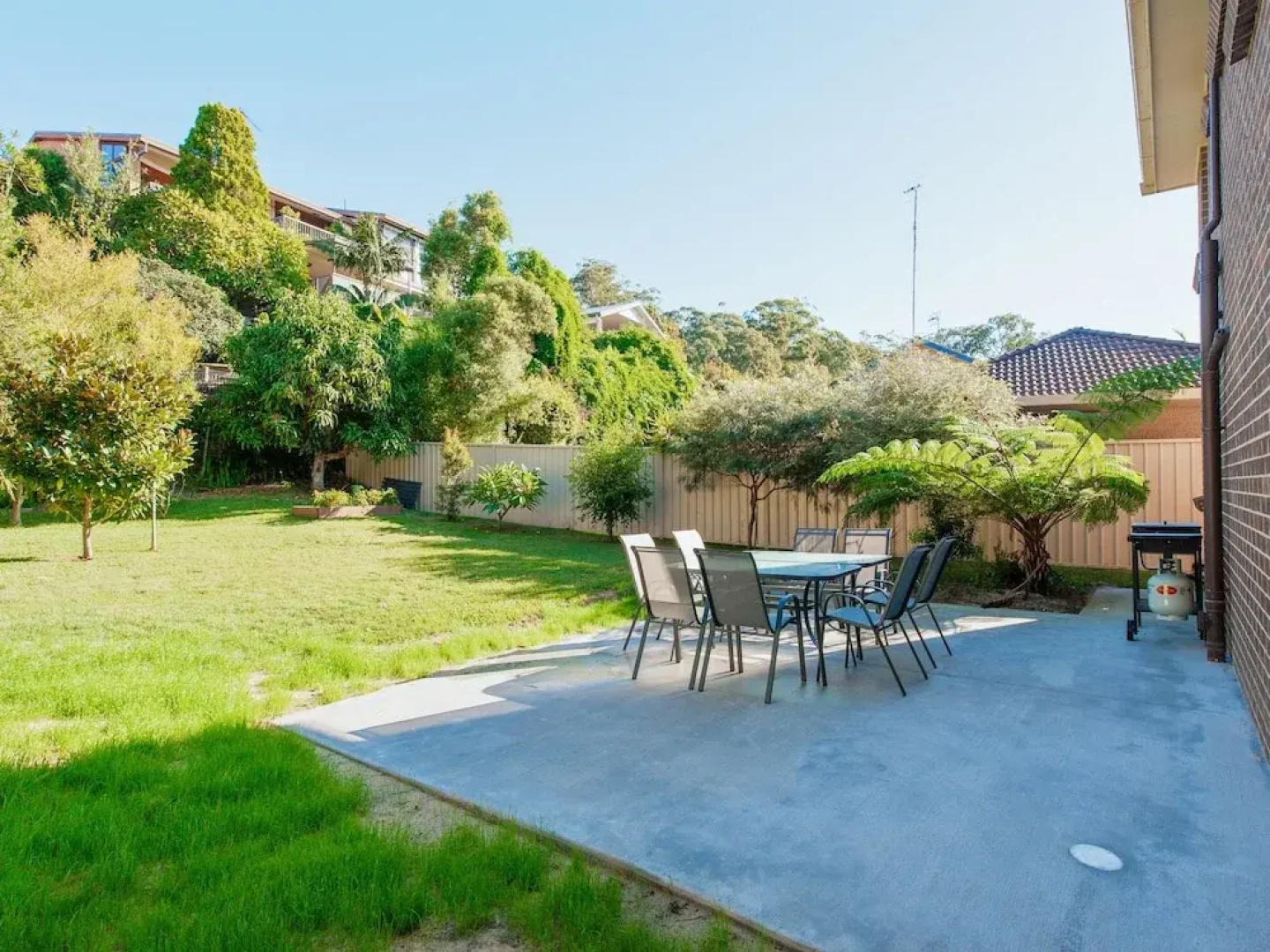 Happy Days, 49 Pantowora Street