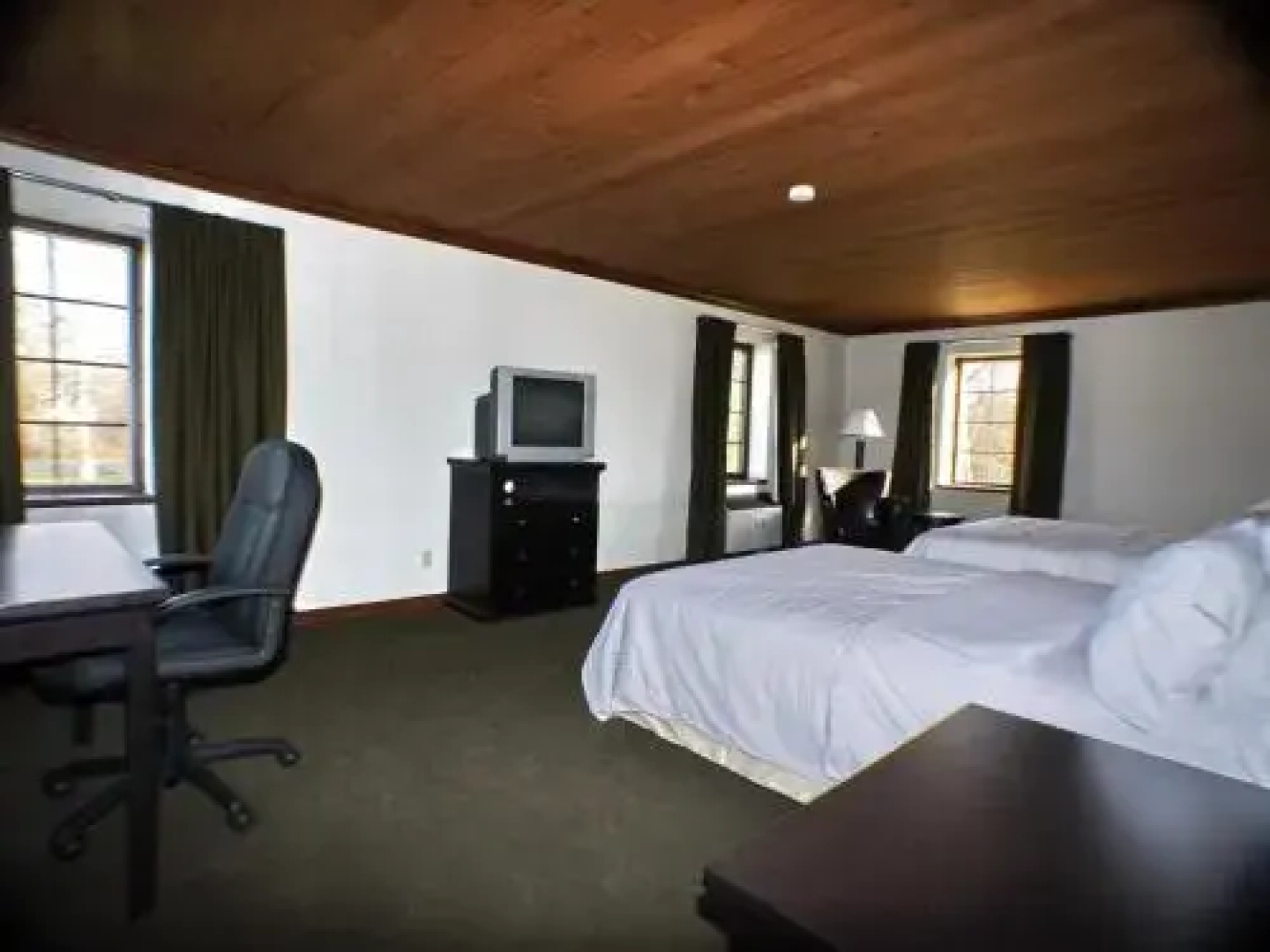 Riverview Lodge