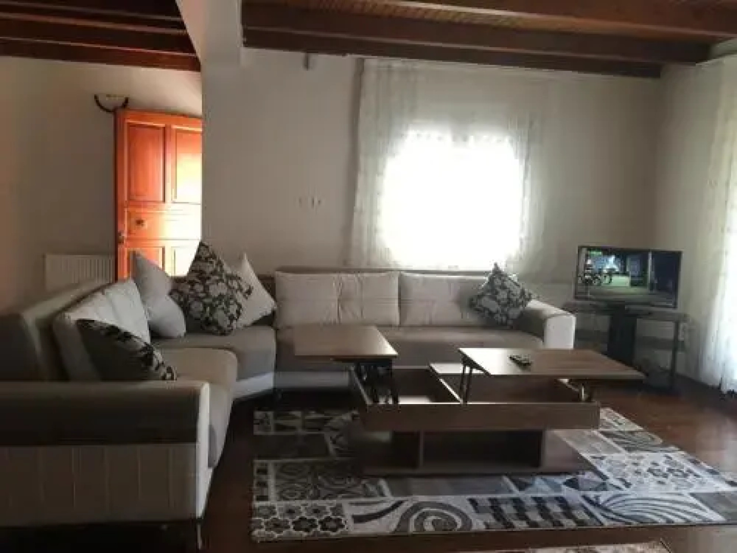 Sapanca Vi̇lla Bahce