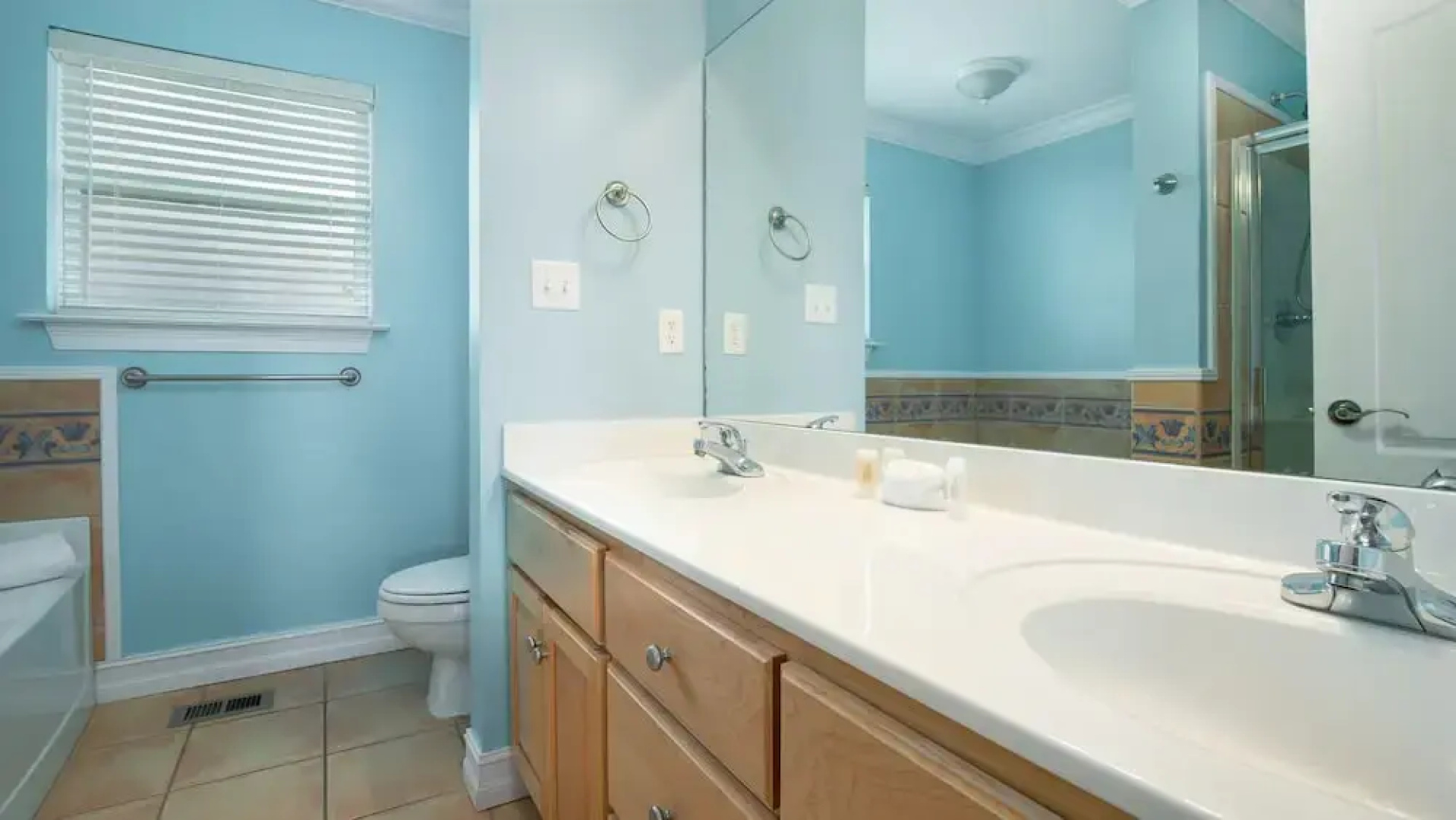 114 Southfields Rd Anchors Away - Four Bedroom House