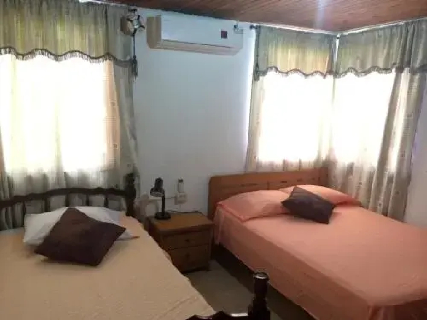 Posada Nativa Jim-Pond Palace