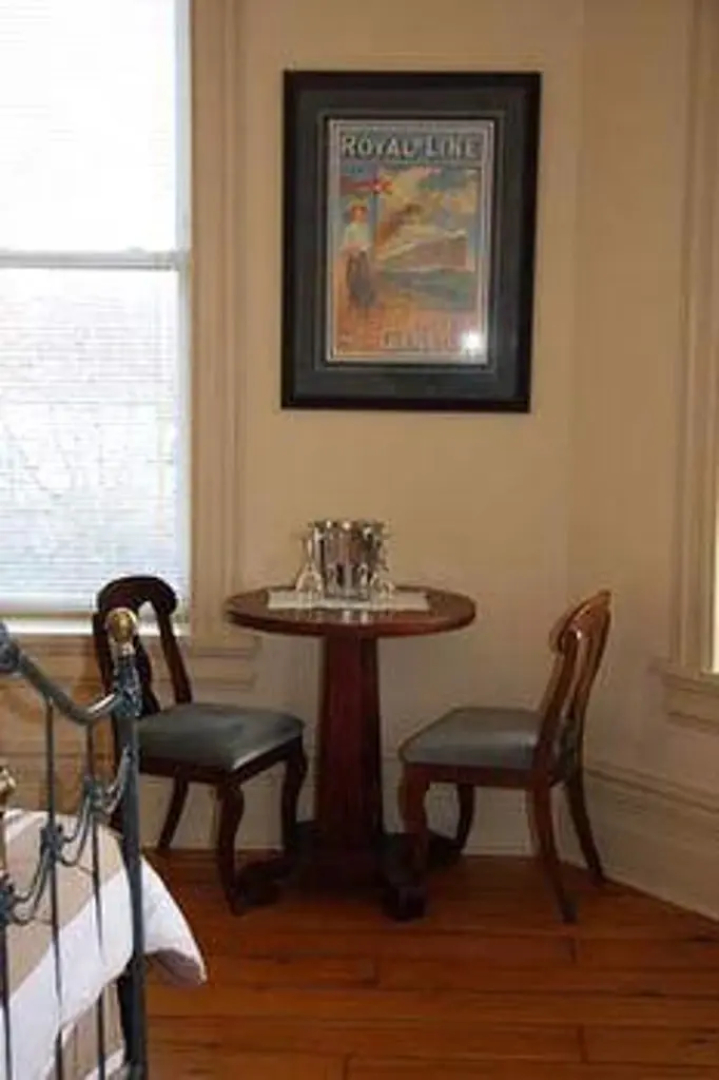 The Harbourfront Inn
