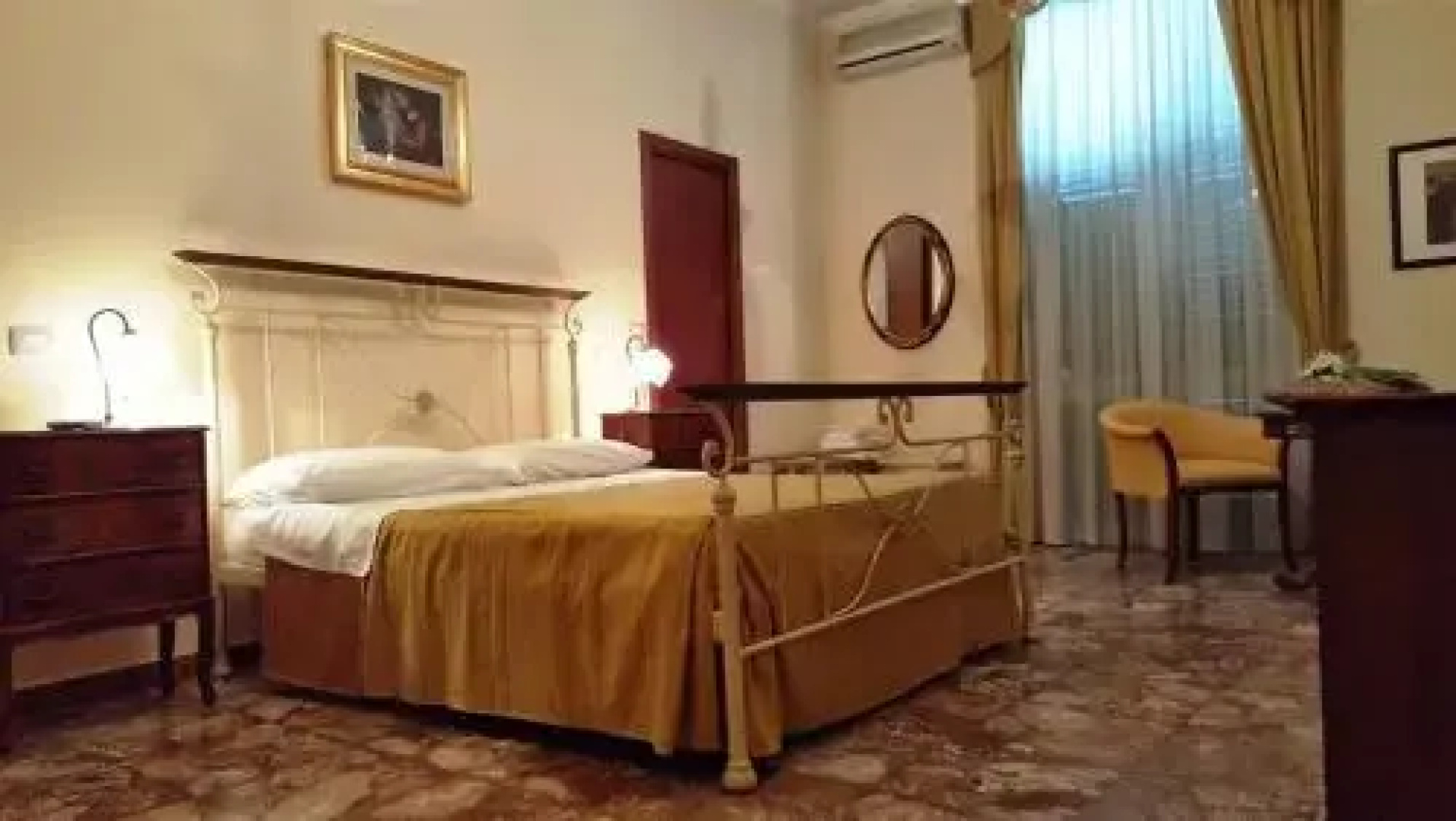 L Antica Reggia