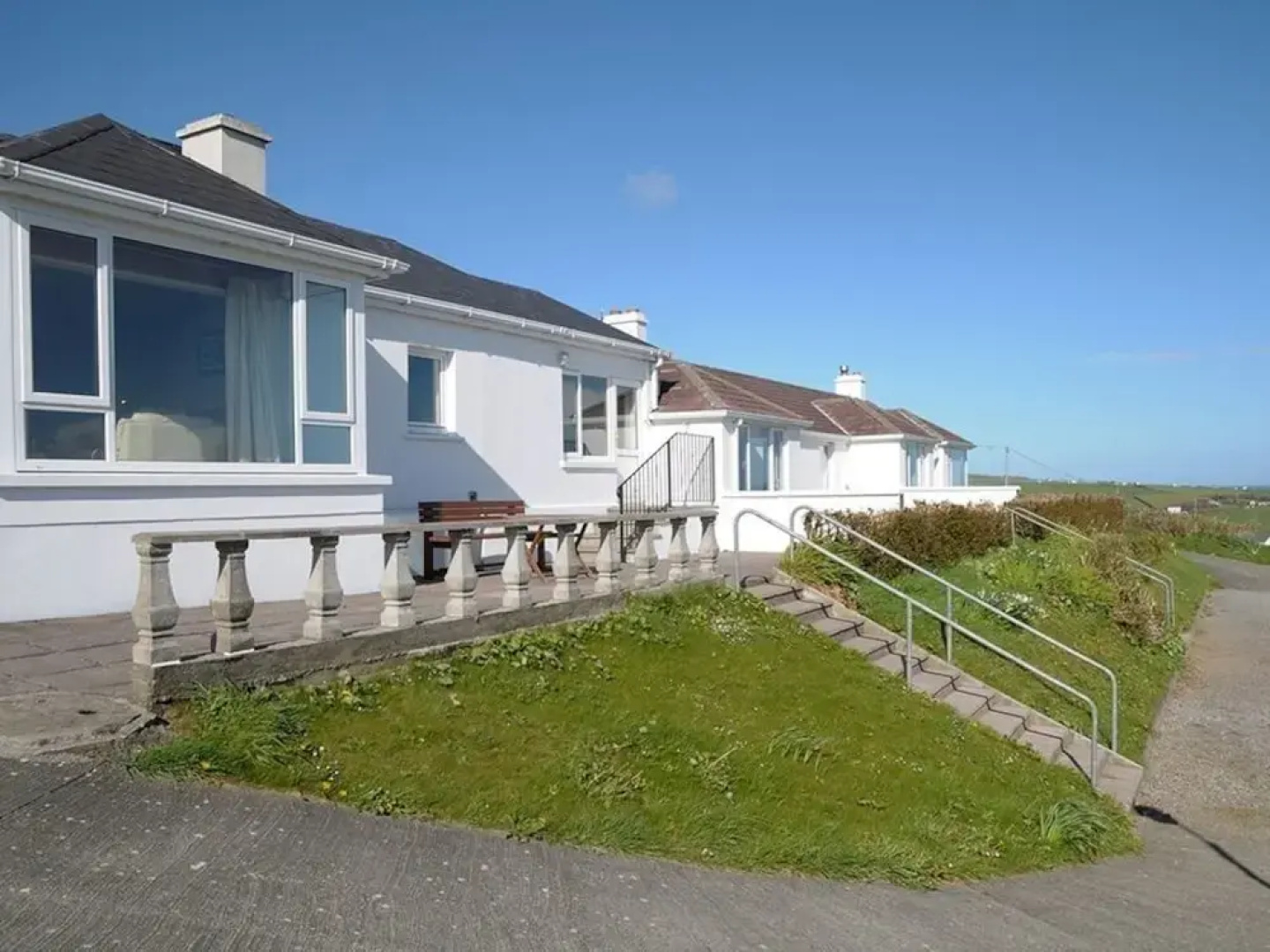 White Wave Cottages
