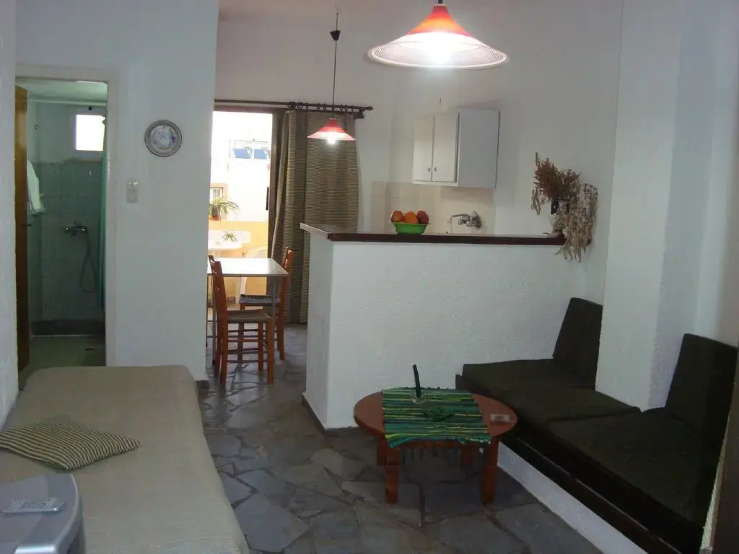 Chrisanthi Apartments