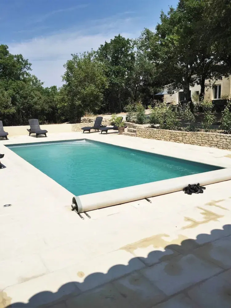 House With 2 Bedrooms in Venasque, With Wonderful Mountain View, Pool