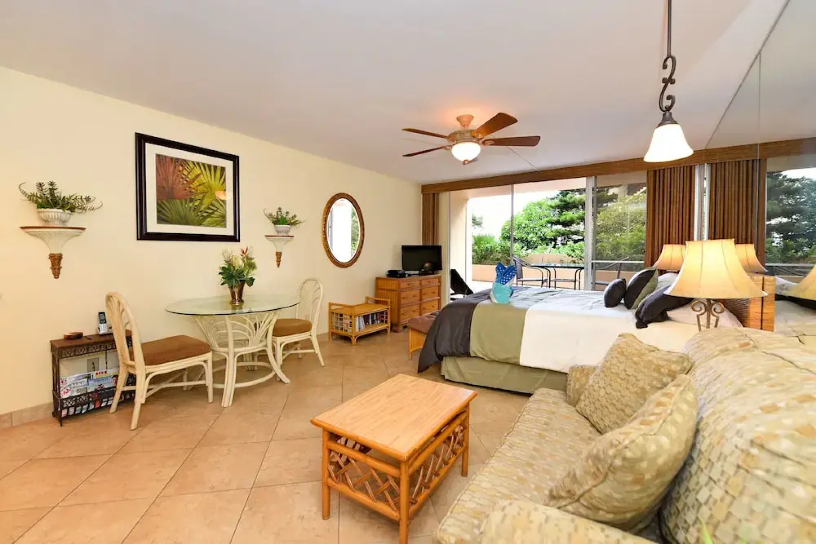Royal Kahana 104 by RedAwning