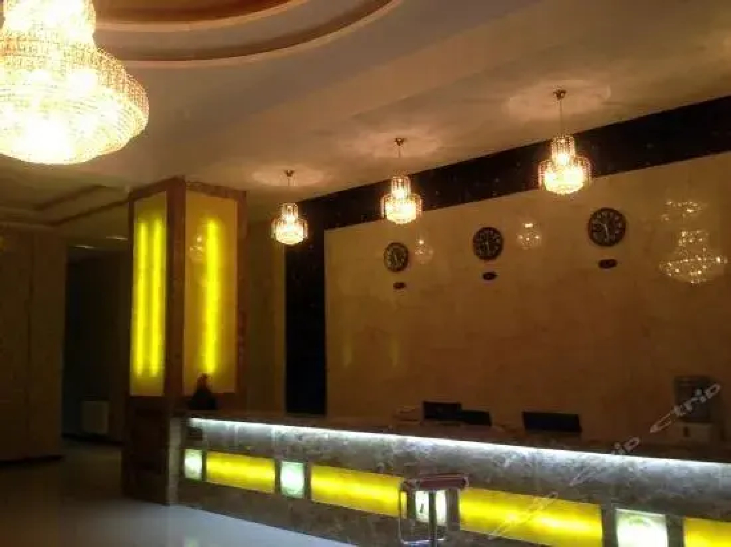 Jinxing Business Hotel