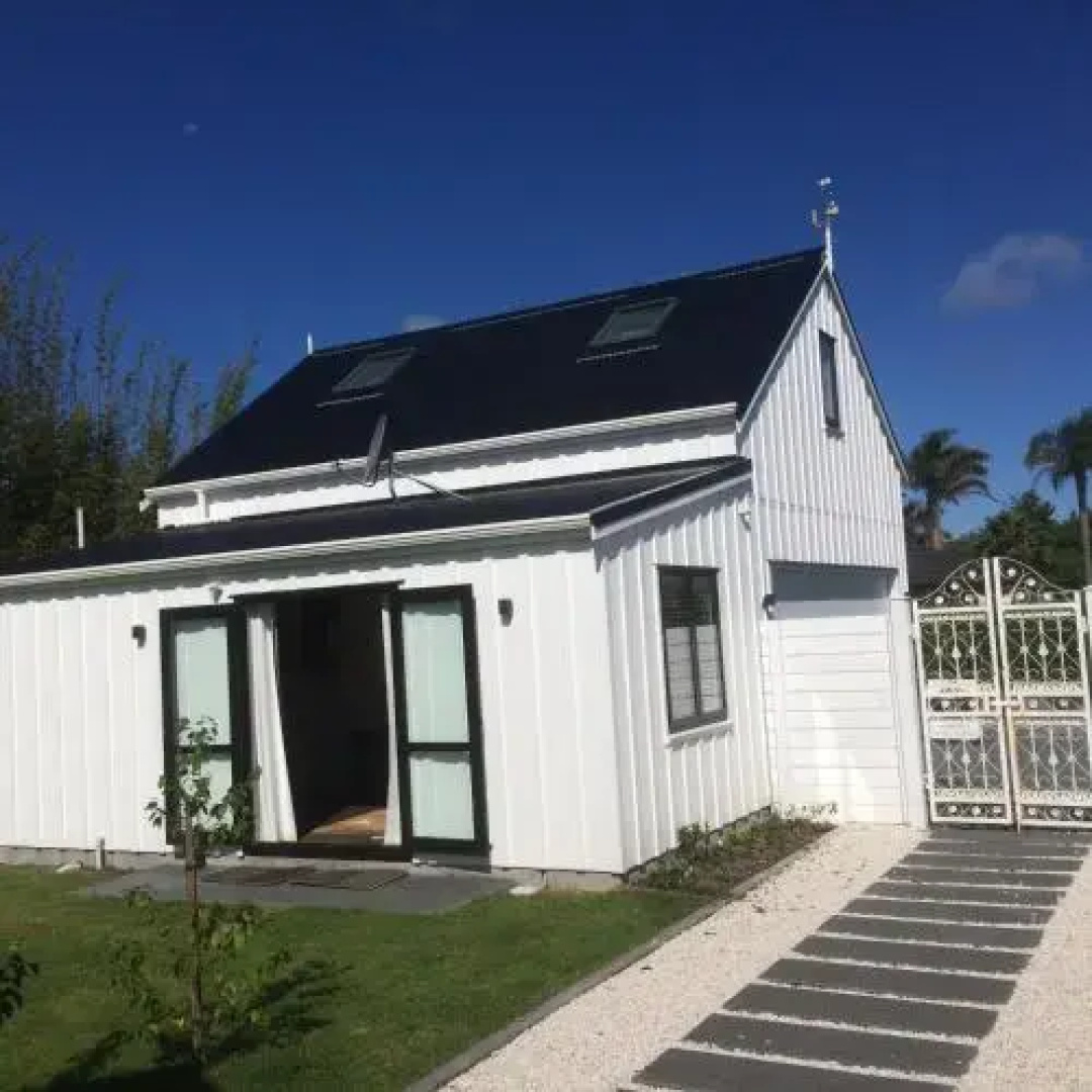 Cottage At 95a