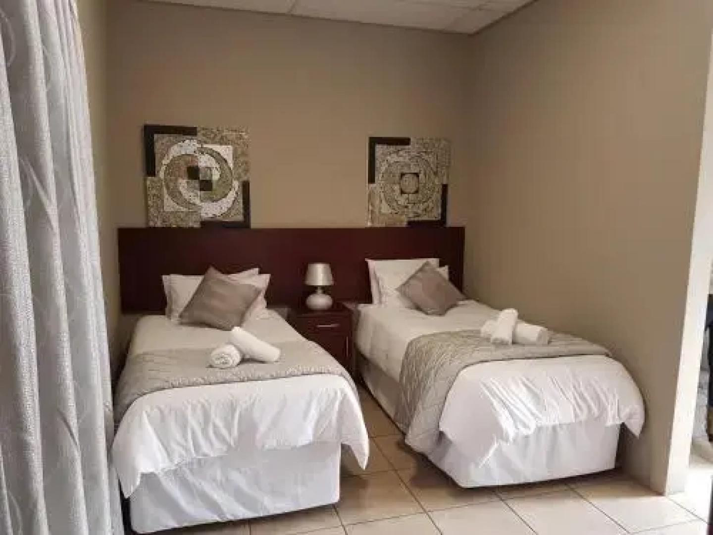 A Contempo Guesthouse