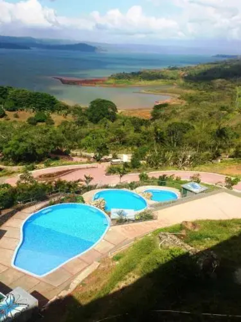 Lake Arenal Condos