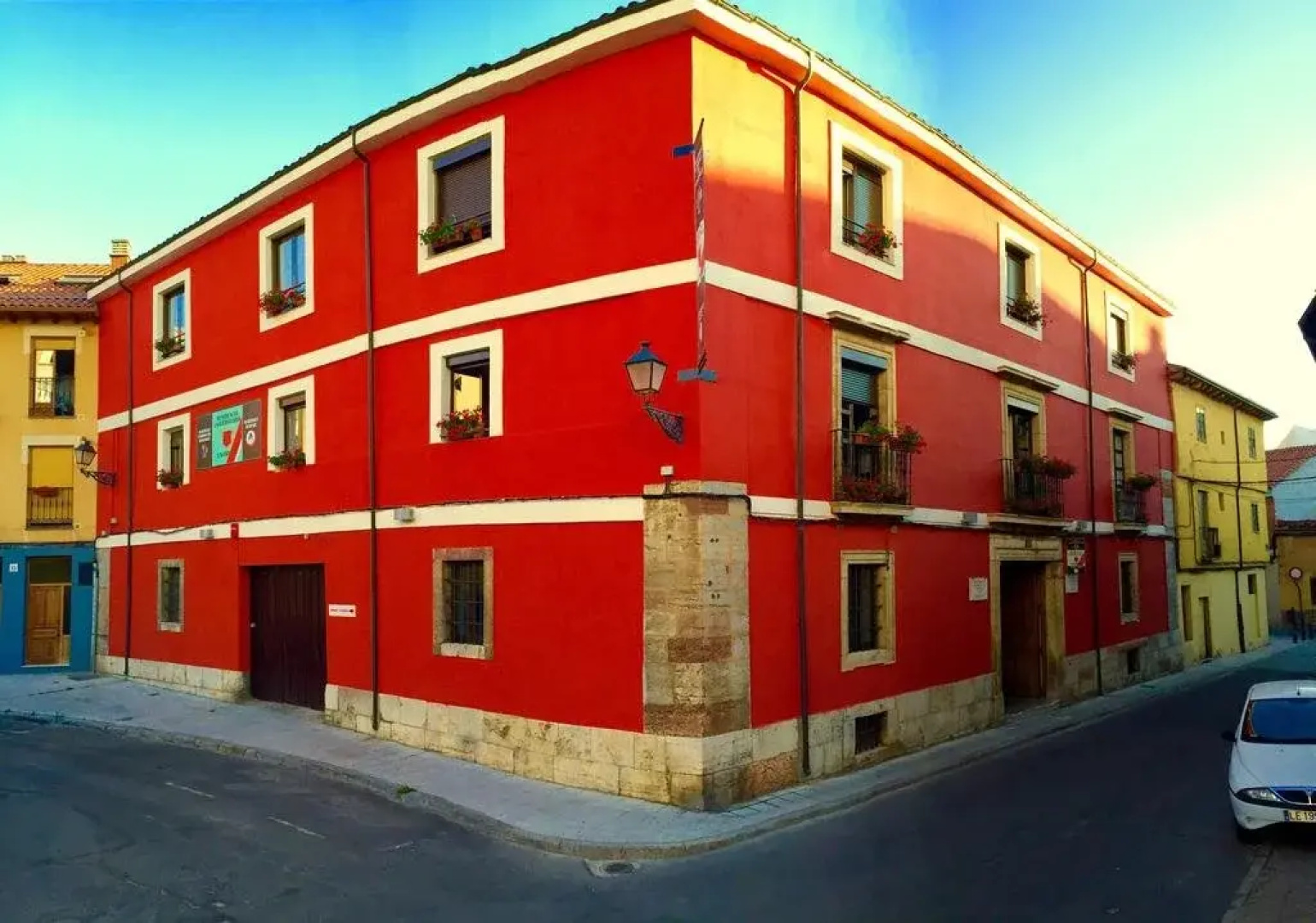 Albergue-Residencia del Camino de Santiago Unamuno León