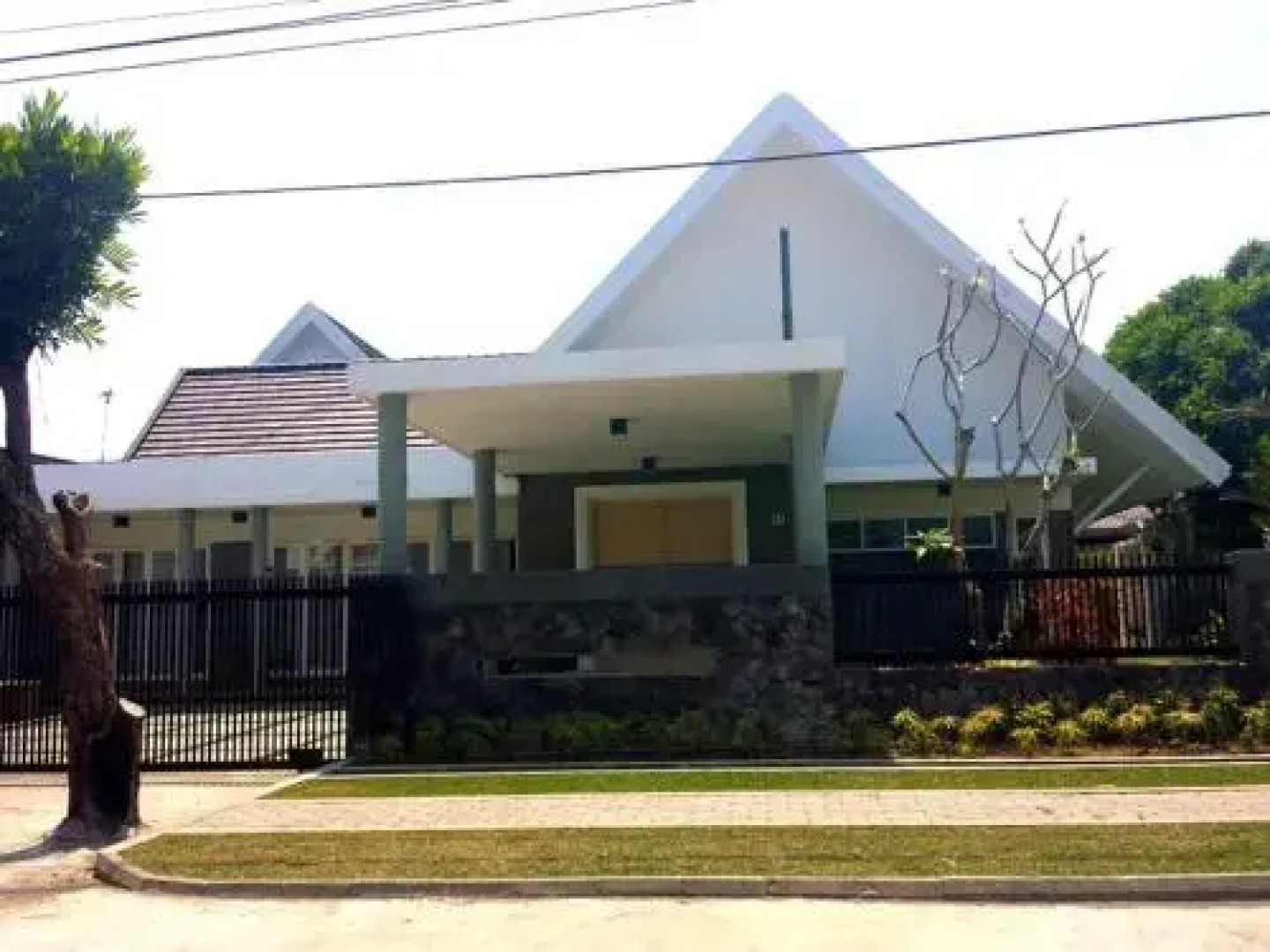 Rumah Kesemek 10