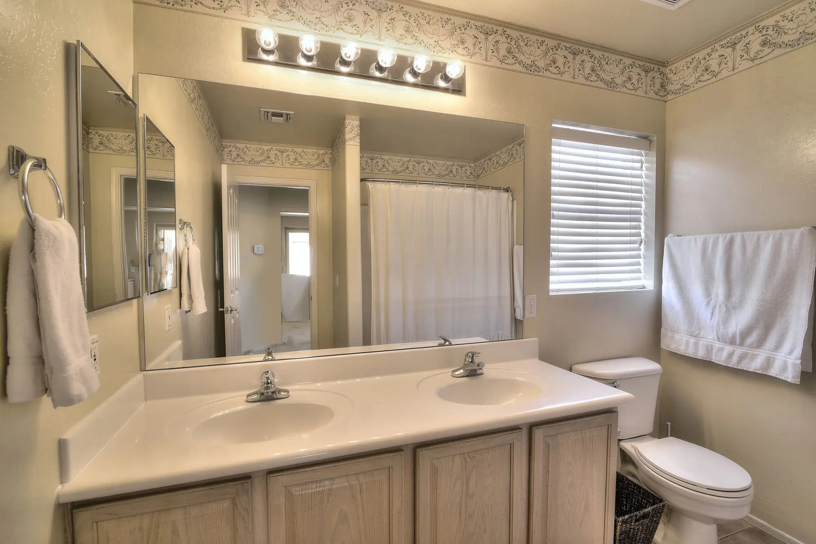 Bel Fleur - 6 Bed Home - Litchfield Park