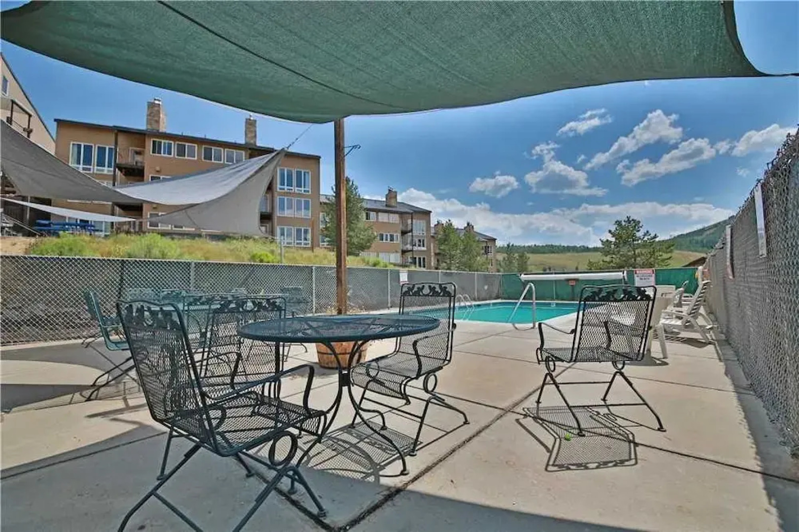 Mountainside 1 - 2 Br Condo