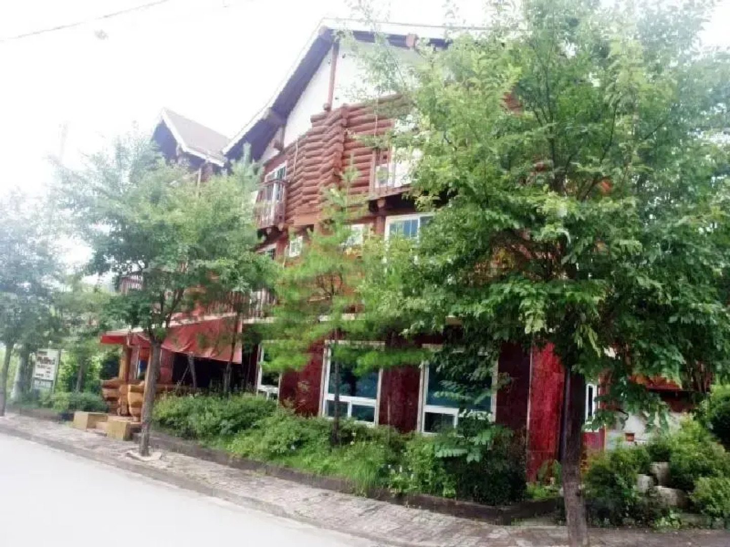 Danyang Chuok Pension