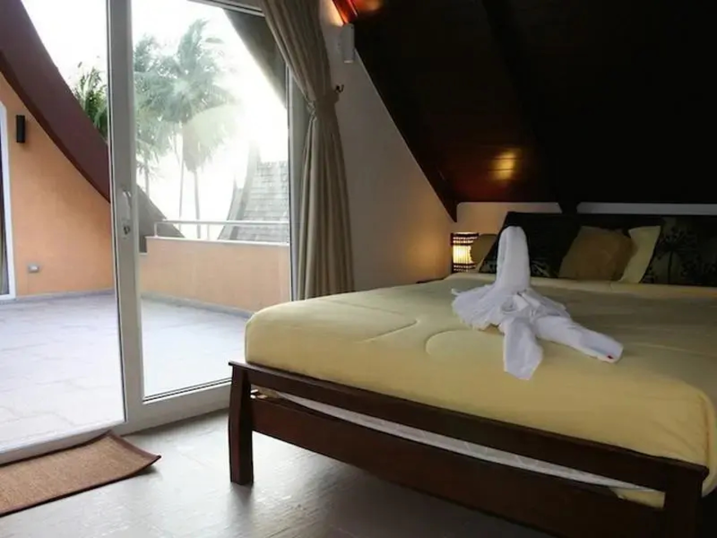 Sunrise Beach Villa