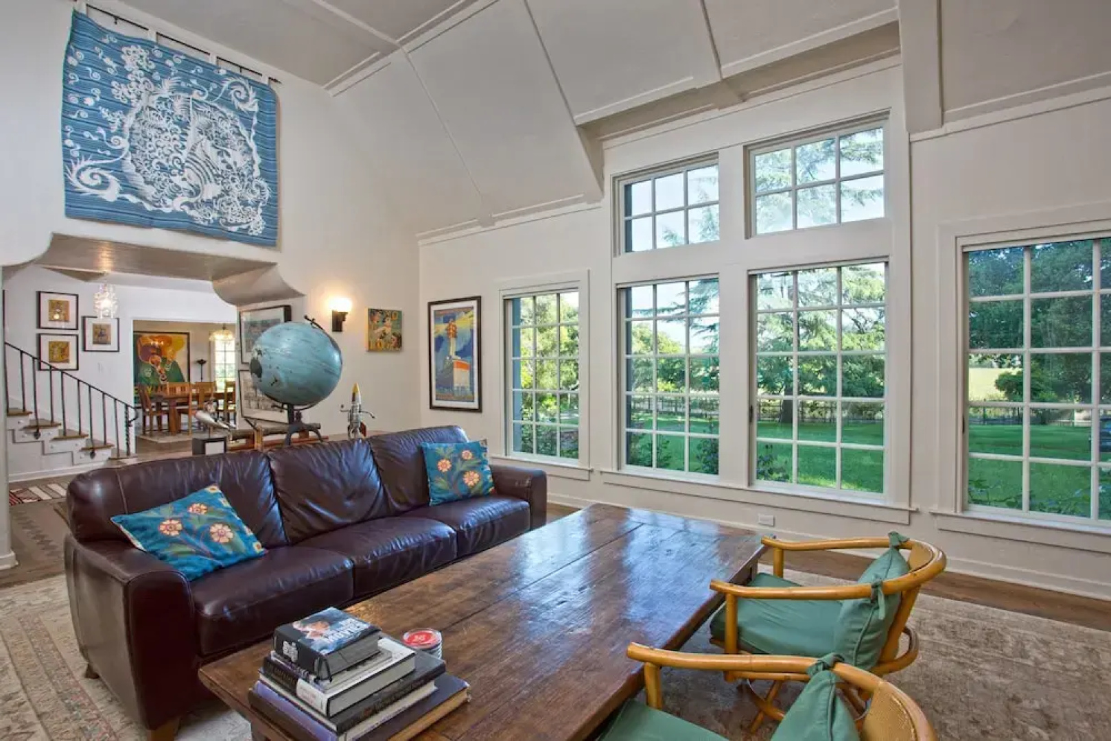 Art and Wine Estate 4 Bedrooms 3 Bathrooms Home